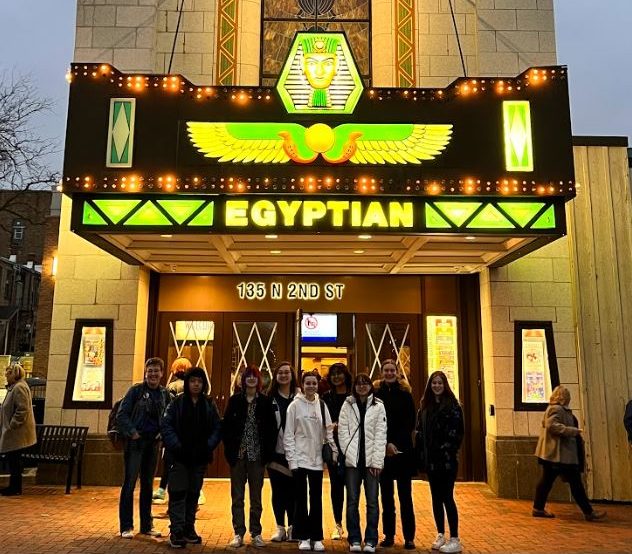 Film Club gathers for a photo outside of the Egyptian Theater. 