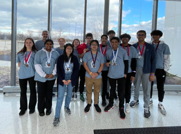 11 Science Olympiad members qualify for state competitions