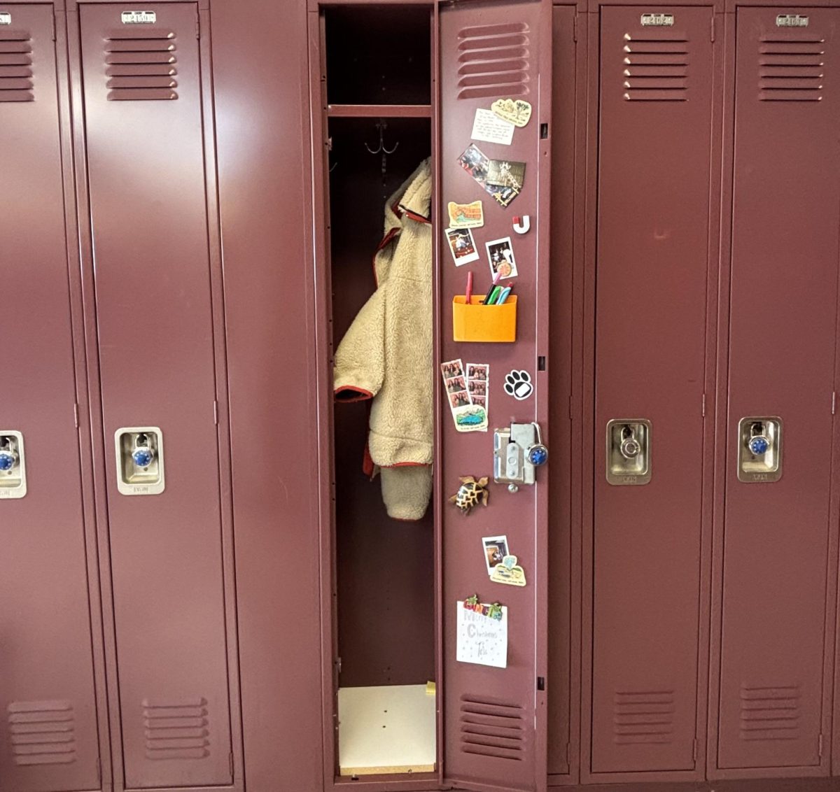 Loss of lockers leaves North’s hallways a lackluster landscape