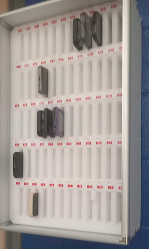 D303 implements new cell phone policy