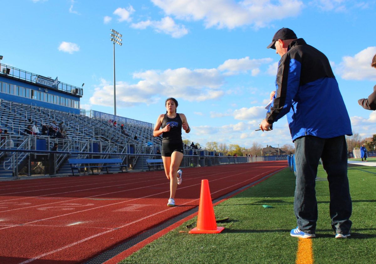 Junior Julianna Gonzalez running