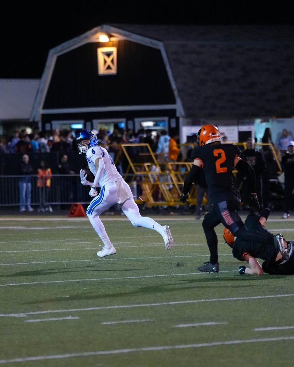 Senior Keaton Reinke(1)